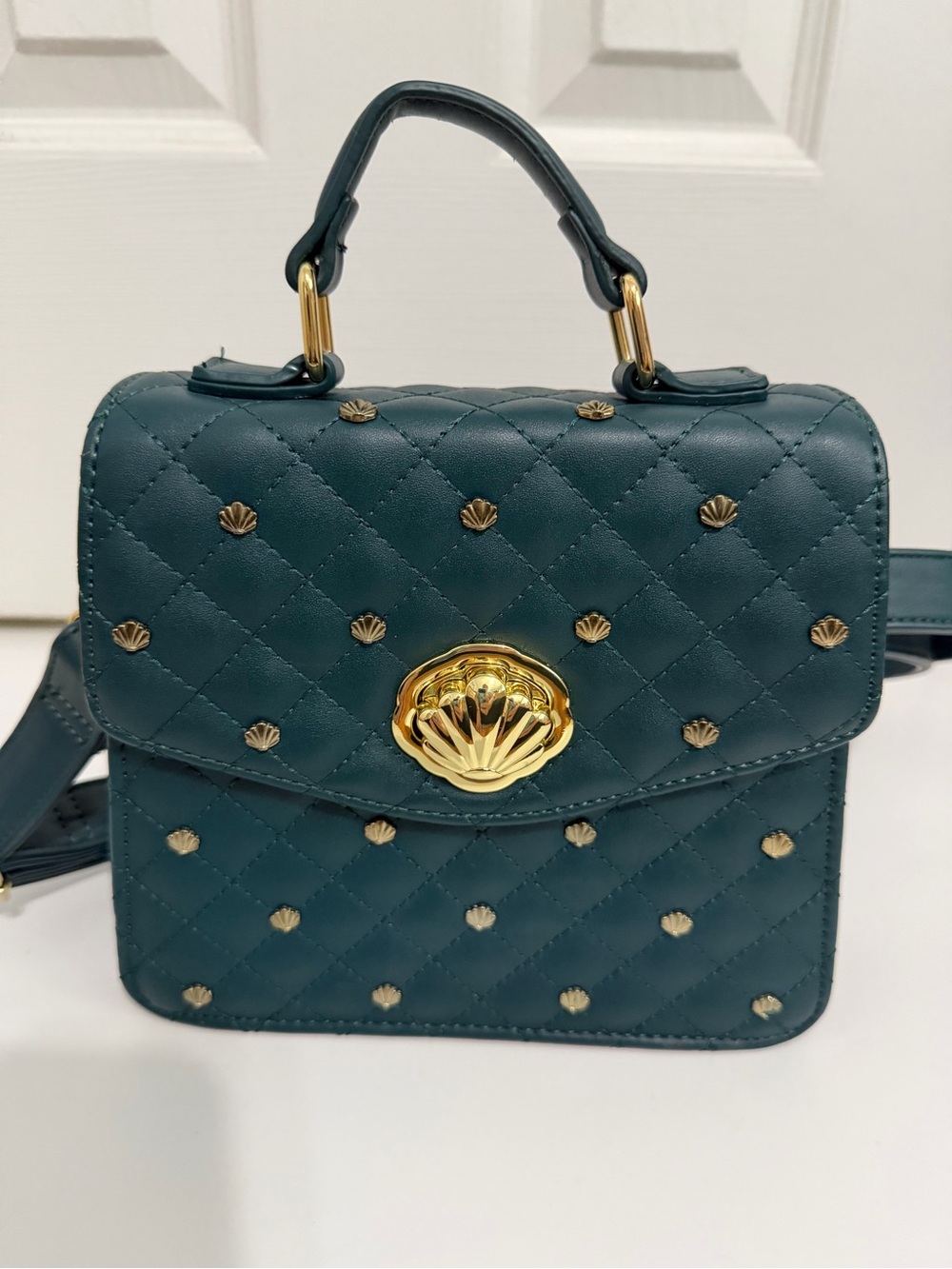 Loungefly Disney Parks X ARIEL Limited Edition Purse The Little Mermaid  green